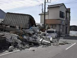 Séisme au Japon : au moins quatre morts et plus de 100 blessés