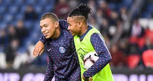 PSG - Mercato : un recrutement XXL pour inciter Mbappé à prolonger