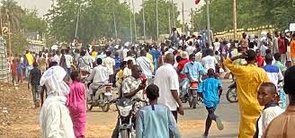 Tchad : plusieurs centaines de personnes manifestent contre la présence française