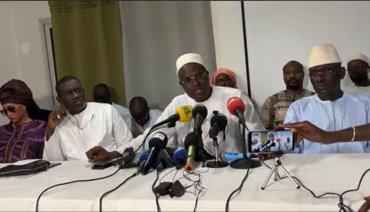 Ziguinchor : Yewwi Askan Wi promet aux familles des victimes de poursuivre en justice les responsables de la mort des manifestants.