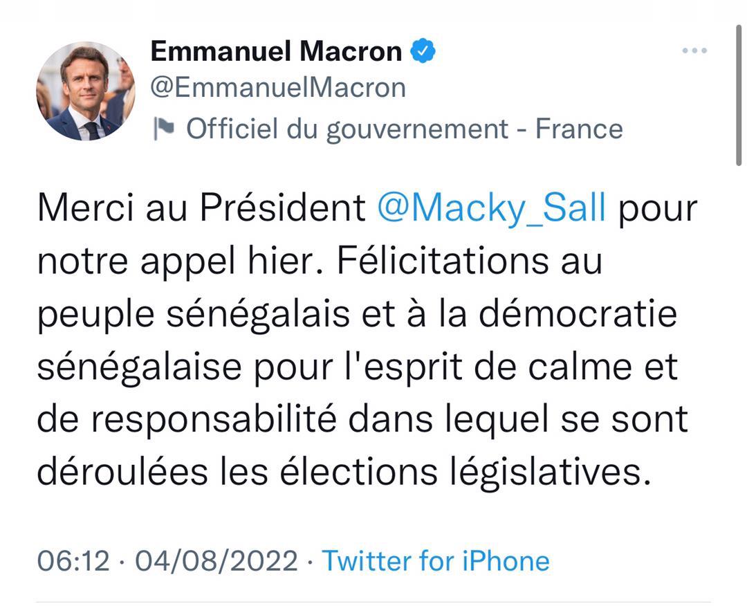 Le tweet de félicitations de Macron à Macky Sall