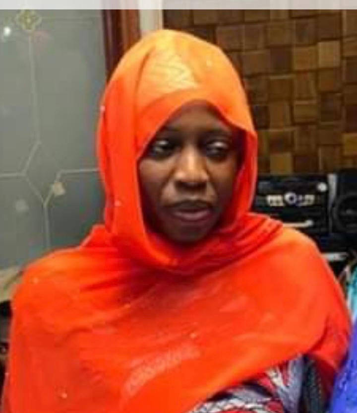 Zeyda Seynabou Cissé, après la victoire de Yewwi dans la commune de Kaolack : « Damaléne Bathie Xiir bi... » Zeyda Seynabou Cissé, après la victoire de Yewwi dans la commune de Kaolack : « Damaléne Bathie Xiir bi... »