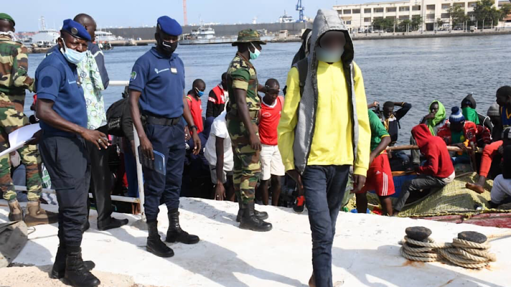 Immigration irrégulière : Un convoi interpellé par la gendarmerie à hauteur de Nianing.