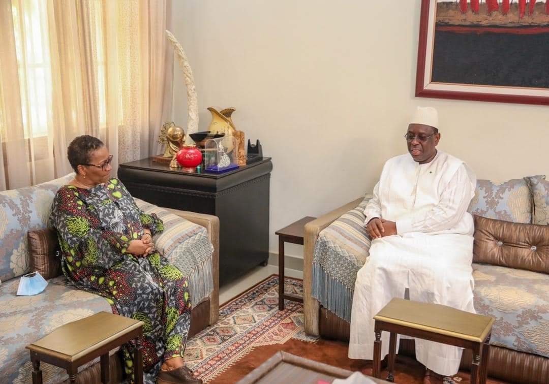  Visite de travail et d'amitié au Mali : Macky Sall se recueille au mausolée d'IBK