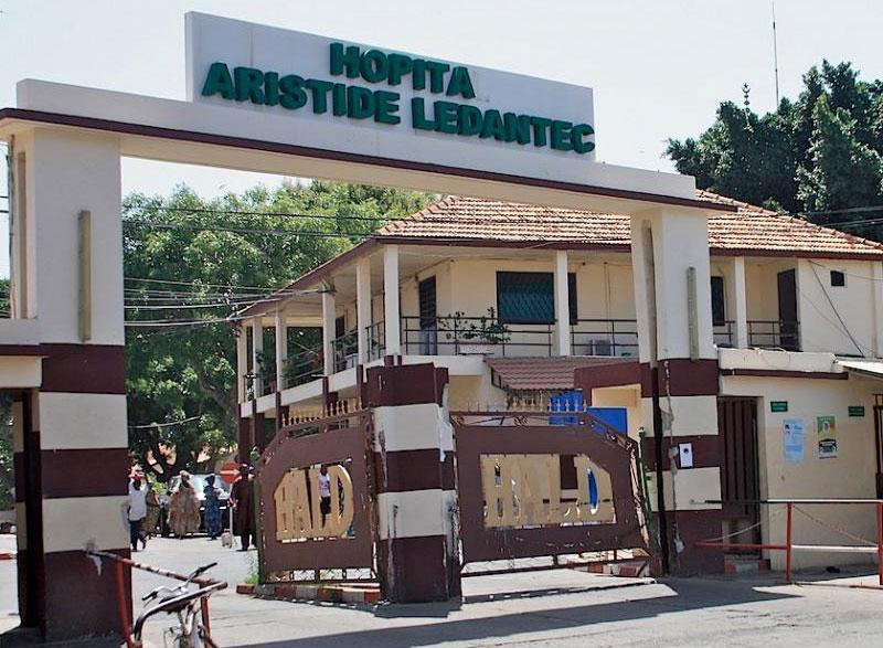 Abdoulaye Dione, coordonnateur du collectif de Défense de l’hôpital Le Dantec: «Beaucoup d’établissements sanitaires ne sont pas prêts pour accueillir ces nouveaux patients»