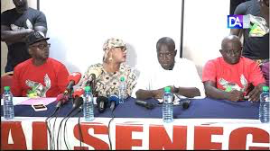 Pacification de l'espace public : Le mouvement XEEXAL Sénégal porté sur les fonts baptismaux Pacification de l'espace public : Le mouvement XEEXAL Sénégal porté sur les fonts baptismaux