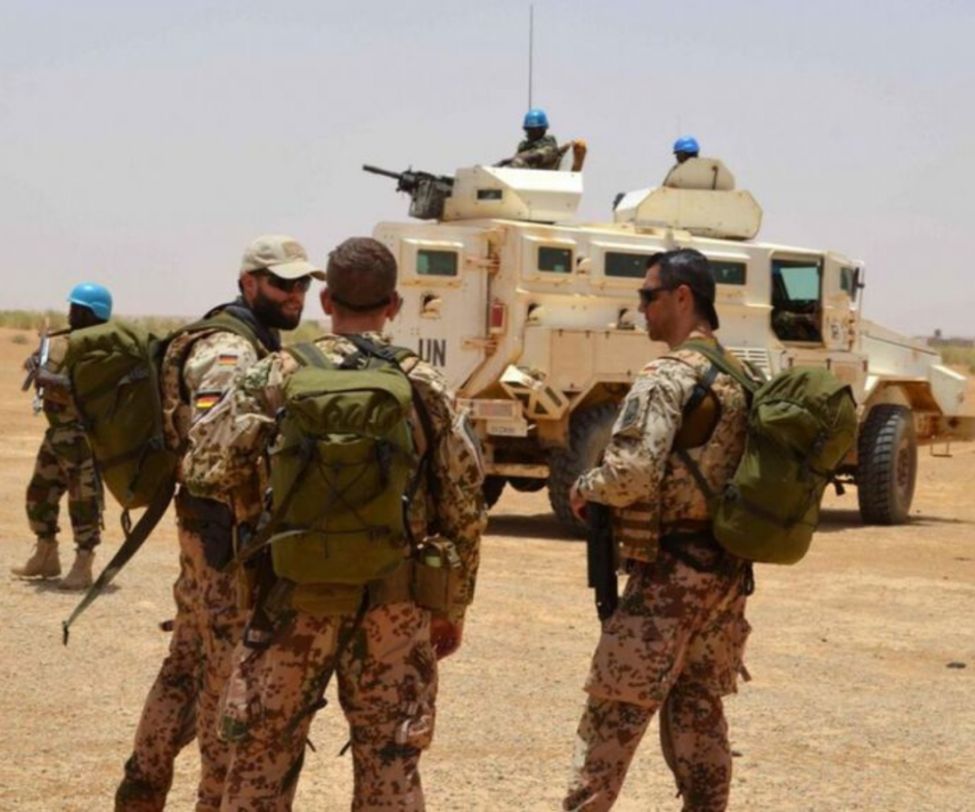 Mali : le Royaume-Uni annonce le retrait de ses troupes dans la région.