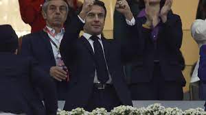 MONDIAL 2022 - APRÈS FRANCE - MAROC (2-0) - EMMANUEL MACRON : "DIDIER DESCHAMPS EST LÀ AVEC SA BARAKA"