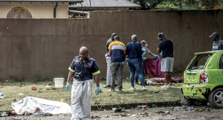 Dix morts dans l'explosion d'un camion-citerne près de Johannesburg