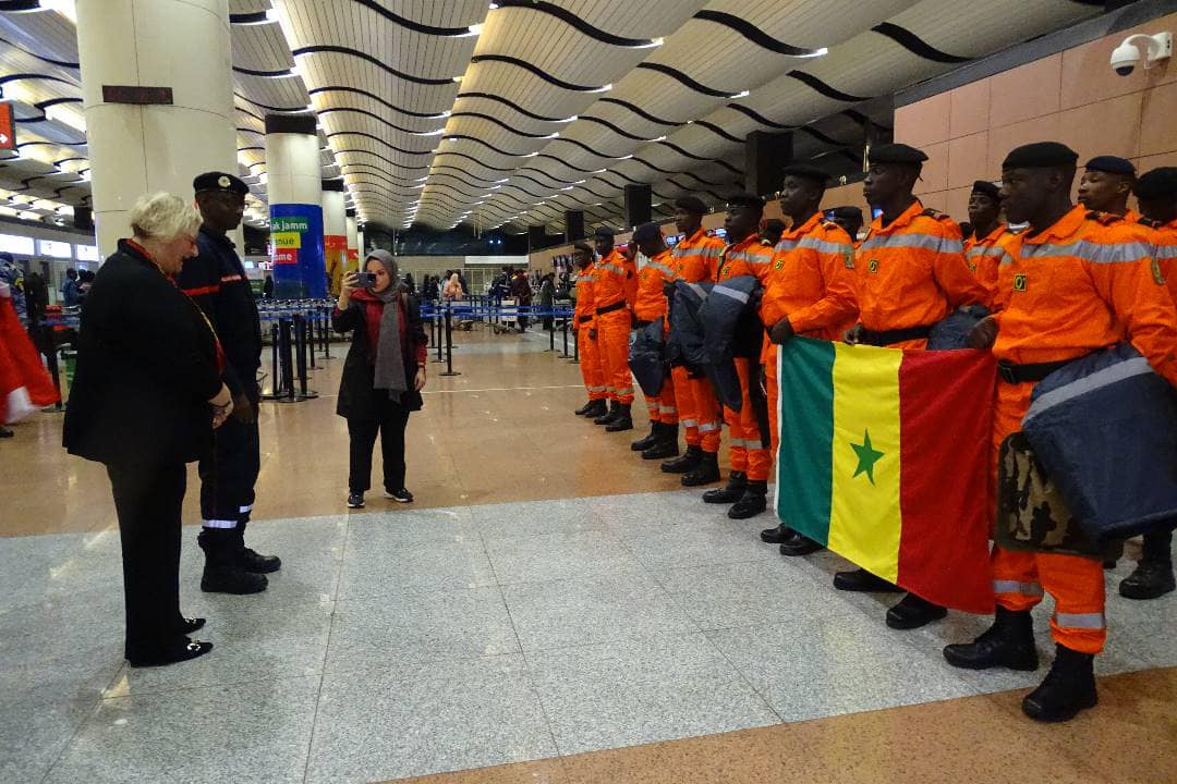 Macky Sall envoie un contingent de secours et 600 millions FCFA pour la Turquie (IMAGES)