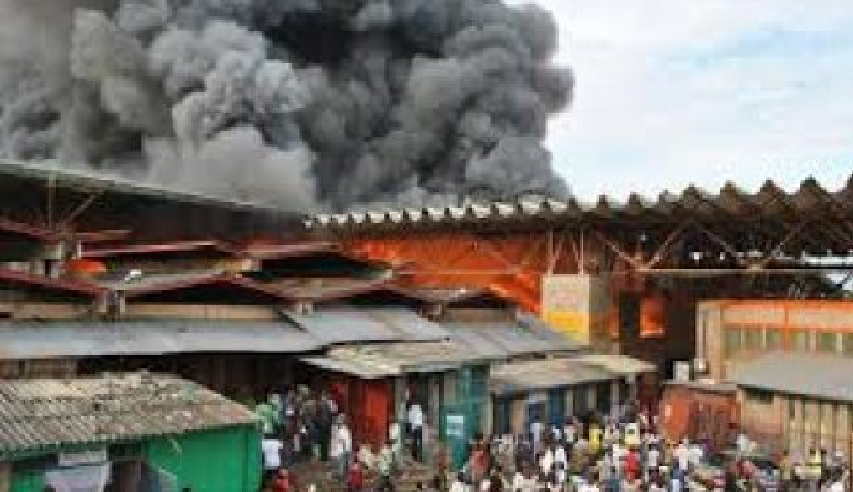 Encore un sinistre chez les commerçants : Un incendie ravage une dizaine de magasins au marché de Tamba