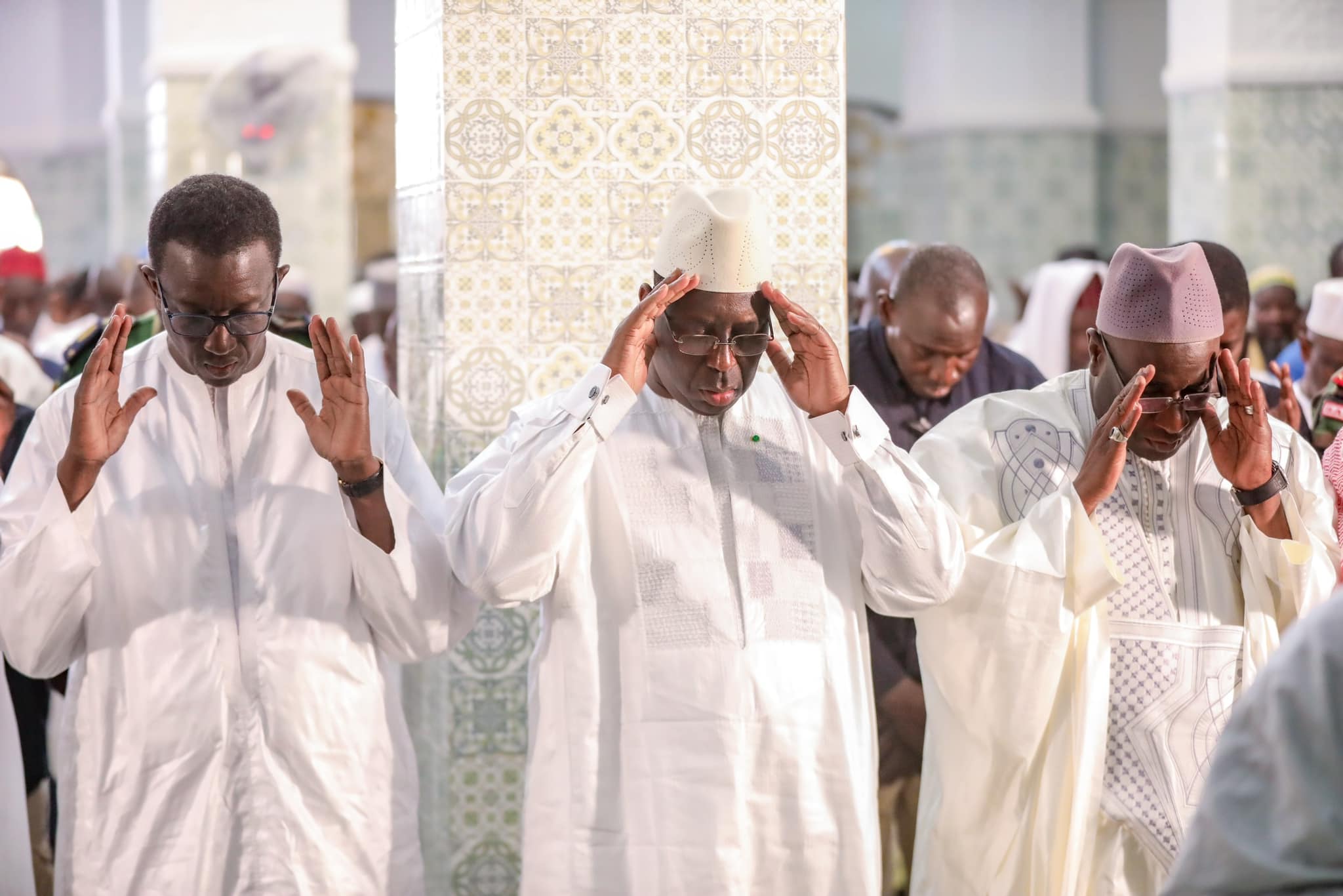 Le Chef de l’État Macky SALL a effectué la prière du vendredi à la Grande mosquée de Sédhiou rénovée