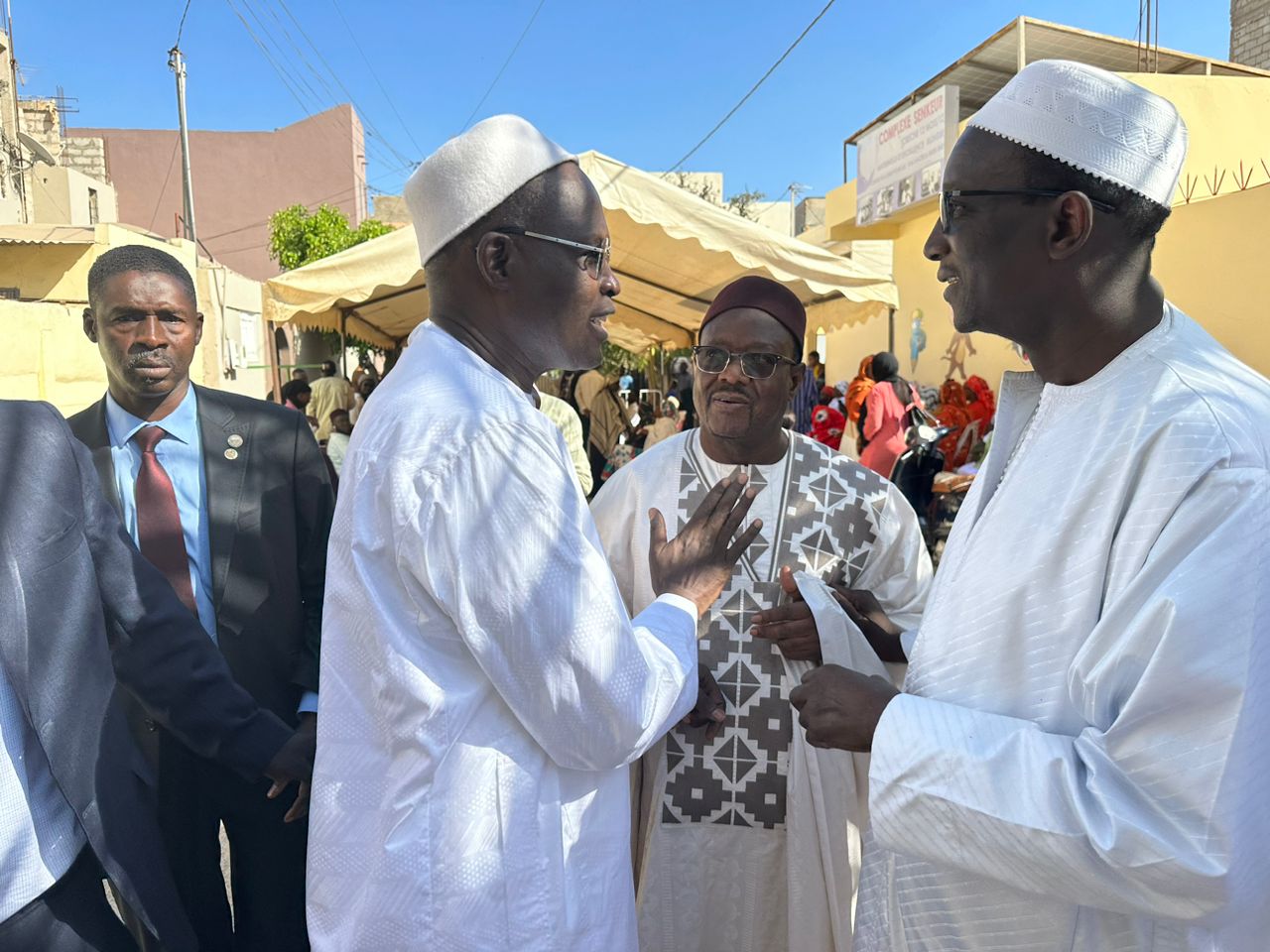 Échanges de civilités- Quand le Premier Ministre, Amadou Ba,  présentant ses condoléances à la famille de feu Palla Samb, rencontre Khalifa Sall... (IMAGES)