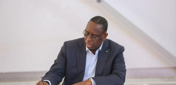 Macky Sall nomme pour la première fois de l’histoire une femme au grade de général