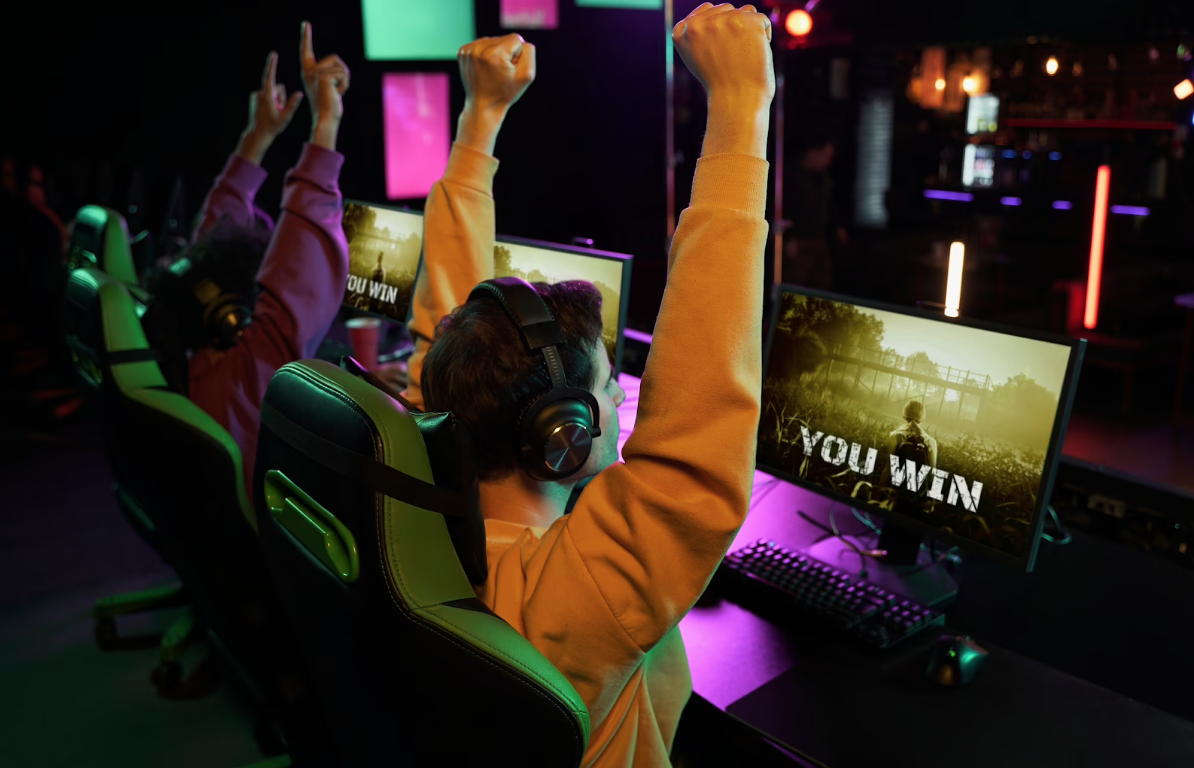 Pourquoi les paris sur l'esport sont-ils si populaires : conseils pour les débutants