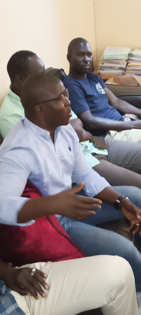 Moulaye Gueye,le maire de Diamniado à l'assaut des entreprises étrangères !