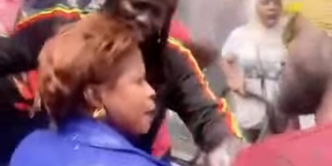 Déplacement de Macky à New York: ça tourne au fiasco, la députée Coura Macky malmenée