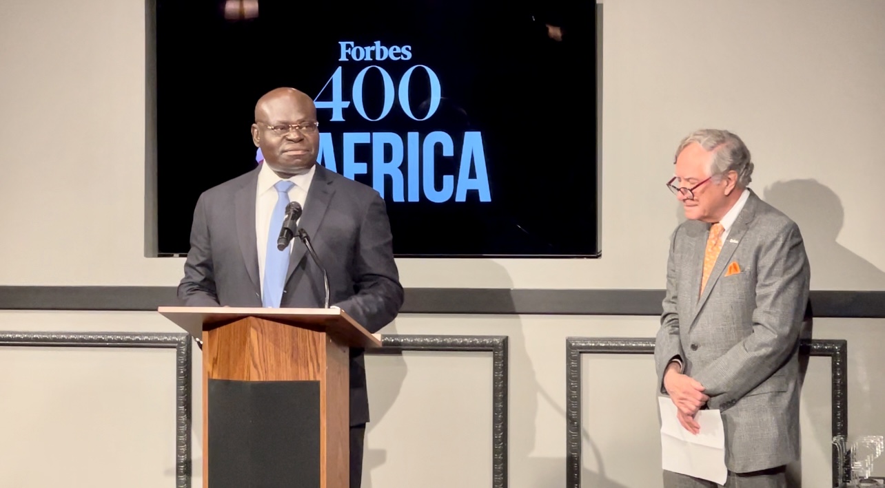 Le chairman et CEO Jean Lengo Dia-Ndinga récompensé par Forbes « meilleur entrepreneur africain de l’année ». Le chairman et CEO Jean Lengo Dia-Ndinga récompensé par Forbes « meilleur entrepreneur africain de l’année ».