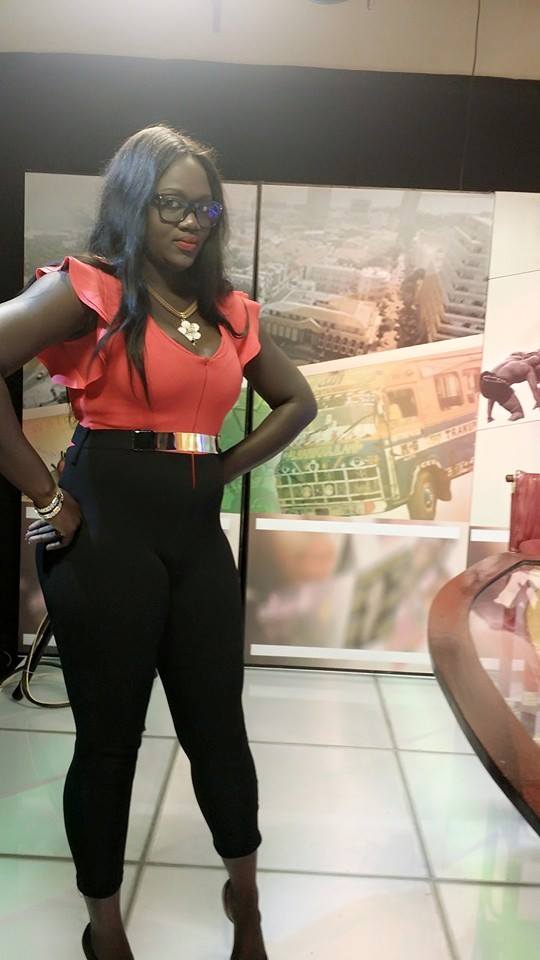 Thioro Mbar Ndiaye de Walf Tv en mode sexy