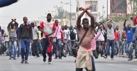 Affrontements à Thiès : Les étudiants bombardés de grenades lacrymogènes, 2 responsables arrêtés