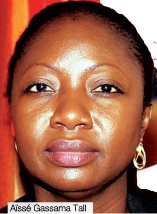 Les dessous du limogeage de Mme Aiché Gassama Tall                                                                                                                                          Vers une pénurie de cartes d'identité et de cartes d'électeurs