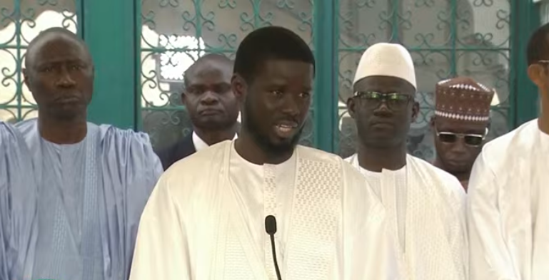 Korité : Le Sénégal célèbre à l'Unisson, le Président Diomaye prie à la Grande mosquée de Dakar