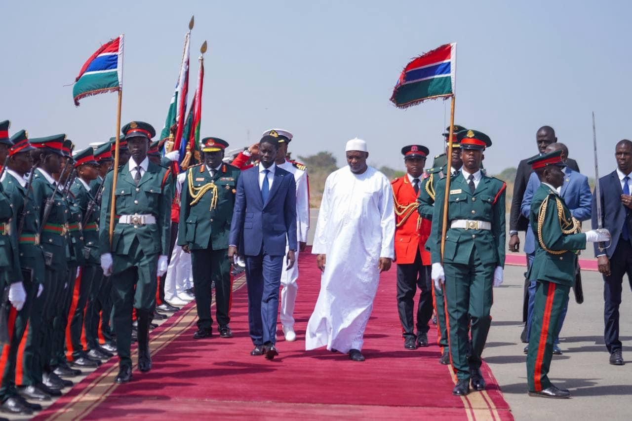 Le point sur le séjour du Président Bassirou Diomaye Faye en Gambie (IMAGES EXCLUSIVES) Le point sur le séjour du Président Bassirou Diomaye Faye en Gambie (IMAGES EXCLUSIVES)