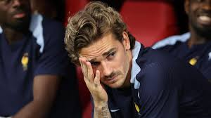 "JE ME SENTAIS DE MIEUX EN MIEUX ET J'AI FINI SUR LE BANC" : GRIEZMANN, QUELQUE CHOSE S'EST CASSÉ