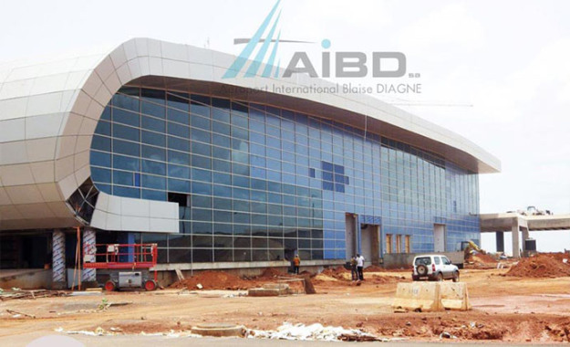 Le DG de l’AIBD au Groupe Bin Ladin, «l’Etat ne paiera rien » Le DG de l’AIBD au Groupe Bin Ladin, «l’Etat ne paiera rien »