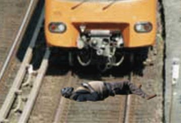 Tentative de suicide : Un lieutenant de l'armée sénégalaise tente d'abréger sa vie en se jetant sur les rails de Dalifort...