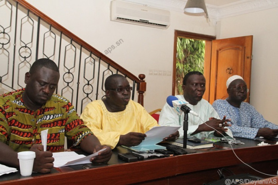 Des agents de transfert d’argent accusent Wari de pratiquer la fraude