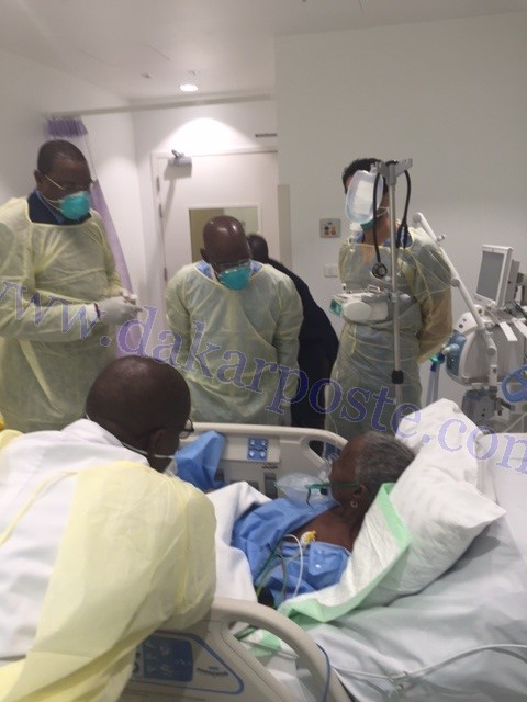 Le MAESE visitant un pèlerin malade dans un hôpital de Djedda