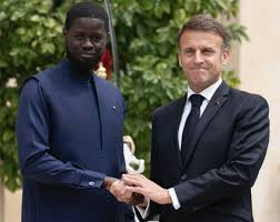 Massacre de Thiaroye : Emmanuel Macron reconnaît pour la « 1ére fois » les faits Massacre de Thiaroye : Emmanuel Macron reconnaît pour la « 1ére fois » les faits