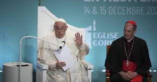 Le pape François plaide pour une laïcité qui ne soit pas «statique et figée» lors de sa visite en Corse