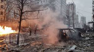 Frappes russes sur Kyiv, l'ambassade du Portugal touchée Frappes russes sur Kyiv, l'ambassade du Portugal touchée