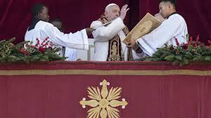Le pape François demande à «faire taire les armes» lors de sa bénédiction «Urbi et Orbi» de Noël