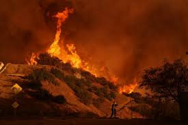 La Californie à nouveau face aux flammes