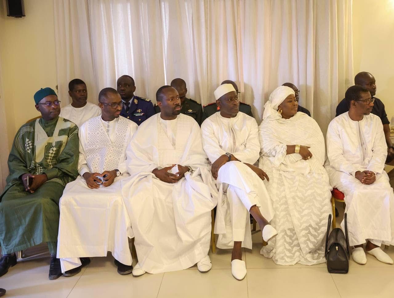 145e Anniversaire de l’Appel de Seydina Limamou Laye : Visite de Courtoisie du Chef de l’État à Yoff Layène 145e Anniversaire de l’Appel de Seydina Limamou Laye : Visite de Courtoisie du Chef de l’État à Yoff Layène