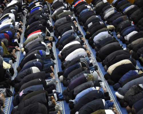 La France ferme trois Mosquées pour cause de "Radicalisme"