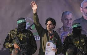 Le Hamas libère trois otages israéliens dans la bande de Gaza dont le Franco-israélien Ofer Kalderon