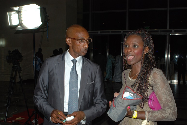 "Kamou Seck" Quel est le role de cet homme au près de Youssou Ndour ?