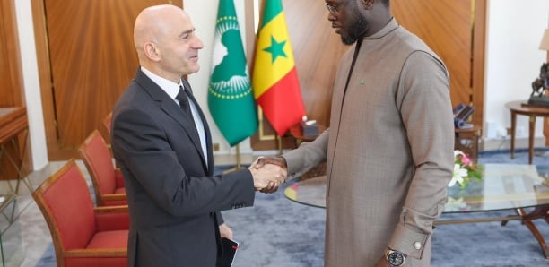 Sénégal : “L’accès aux marchés internationaux est désormais compromis” (Économiste)