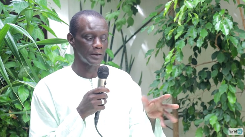 Les effarantes révélations de Mame Mactar Guèye: "Un grand patron de presse a fait des réservations pour une gay pride à Dakar (...) Les 11 homos de Kaolack sont aidés pour..." Les effarantes révélations de Mame Mactar Guèye: "Un grand patron de presse a fait des réservations pour une gay pride à Dakar (...) Les 11 homos de Kaolack sont aidés pour..."