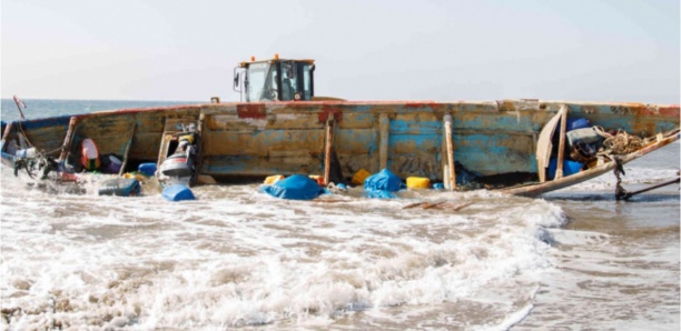 La brèche de Saint-Louis engloutit quatre pirogues de pêcheurs
