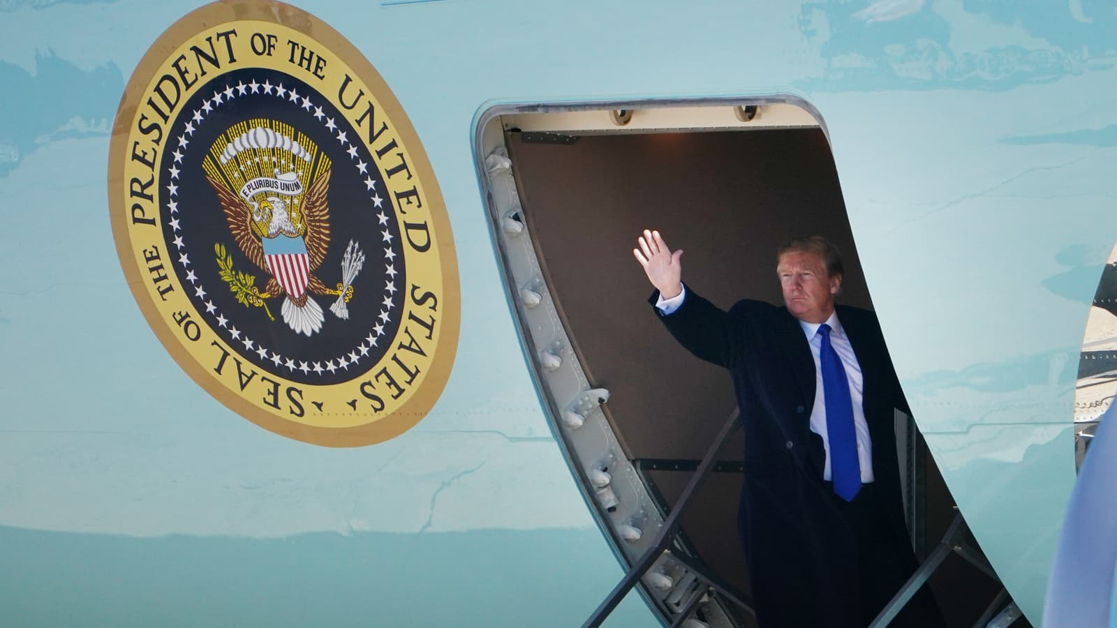 AIR FORCE ONE: LASSÉ DES 12 ANS DE RETARD DE BOEING, DONALD TRUMP VEUT UTILISER UN AVION QATARI