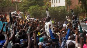 Mali: l'inédite contestation de la transition du 3-4 mai peut-elle se poursuivre?
