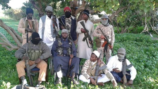 Ces Sénégalais qui affichent sur Facebook avoir rejoint l’État islamique Ces Sénégalais qui affichent sur Facebook avoir rejoint l’État islamique