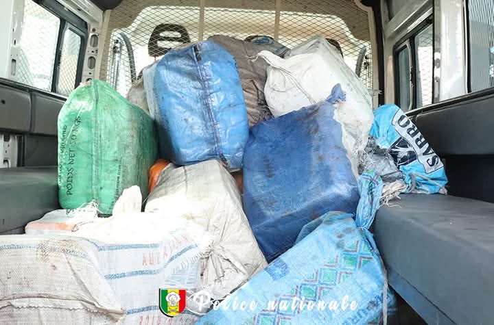 Contrebande de denrées alimentaires- 8 personnes mis aux arrêts 