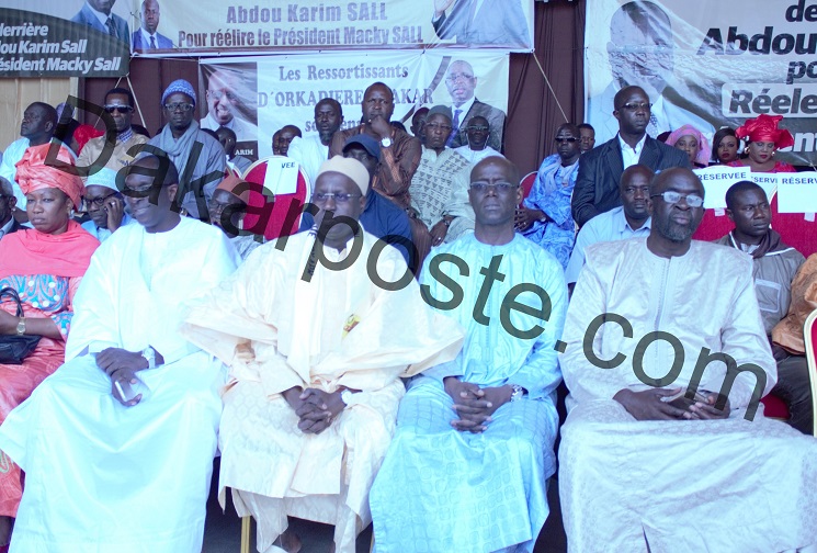 Abdou Karim Sall : "Mbao va réélire le Pr Macky Sall avec un score de 80% (...) Je lance un appel solennel à une union sacrée à tous les responsables de la banlieue (...) Abdou Karim Sall : "Mbao va réélire le Pr Macky Sall avec un score de 80% (...) Je lance un appel solennel à une union sacrée à tous les responsables de la banlieue (...)