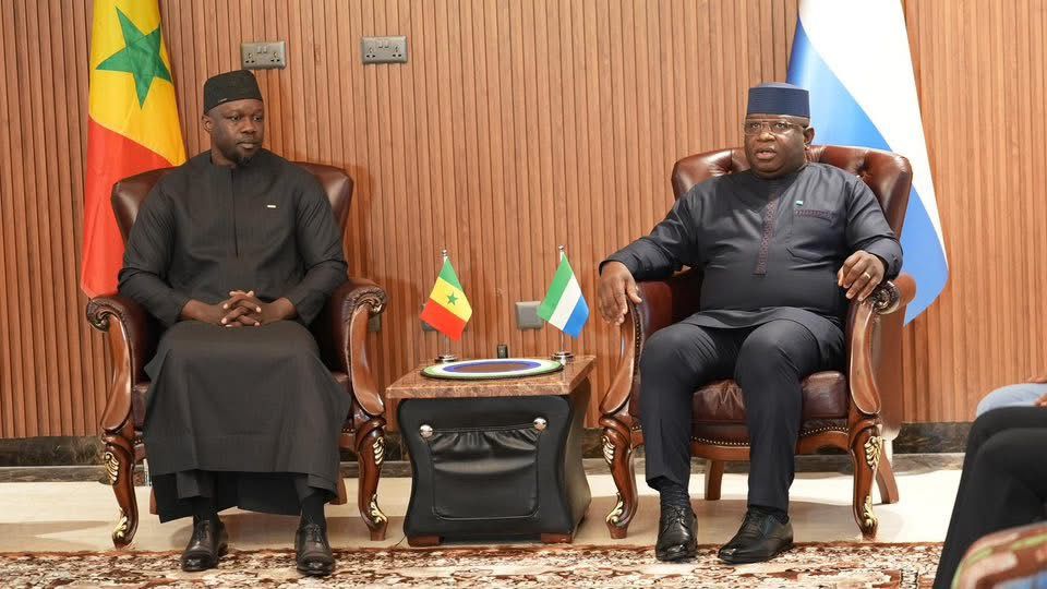 Le  Premier ministre Ousmane SONKO  reçu par le Président Julius Maada BIO